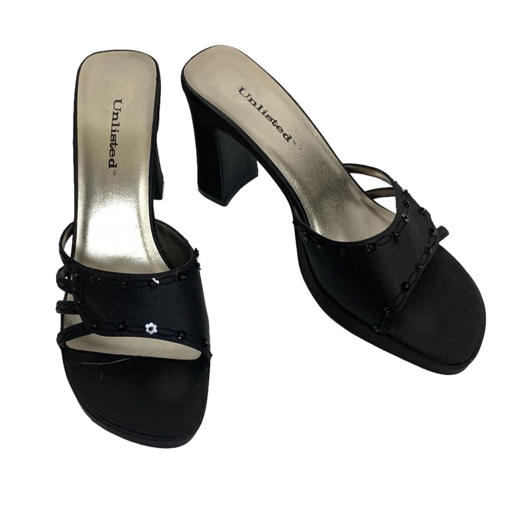 Vintage Y2K black chunky block heeled shoes with floral embellishment size 10